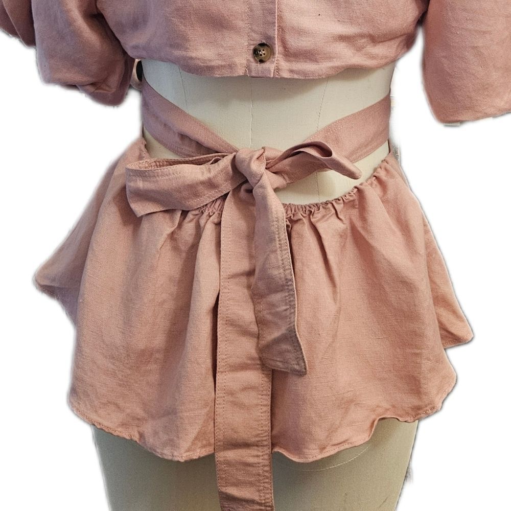 ASTR the Label Vendetta Cutout Linen Top Medium - Picture 6 of 9